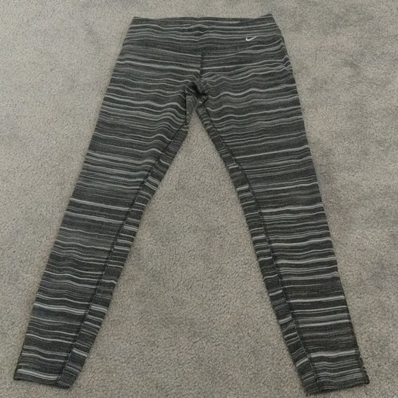 NIKE DRI-FIT WORKOUT LEGGINGS - Picture 2 of 4